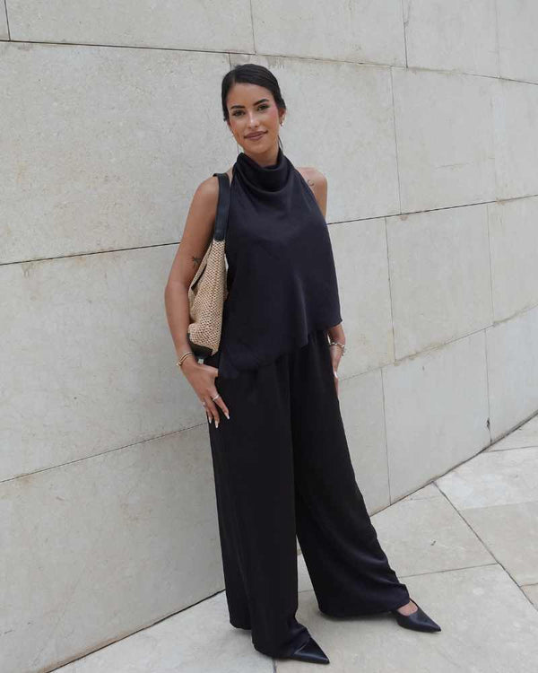 Conjunto satinado elegante dos piezas