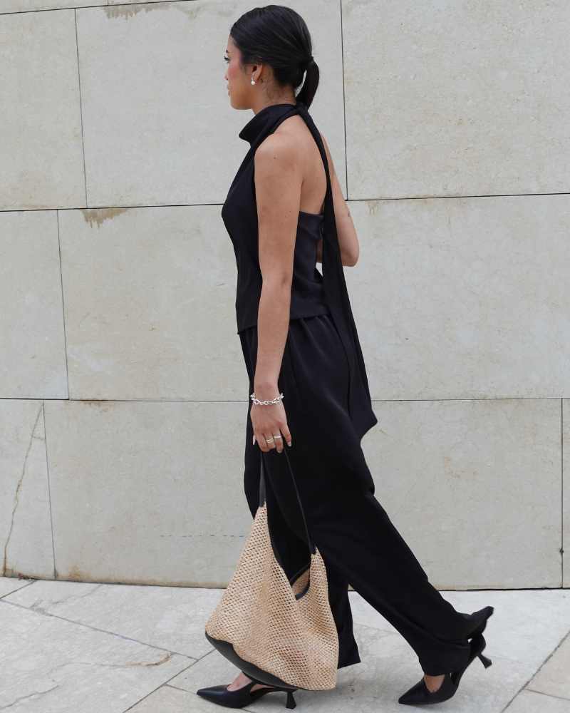 Conjunto satinado elegante dos piezas